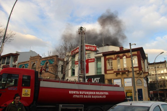 Klima patlaması sonucu çıkan yangın söndürüldü