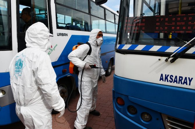 Aksaray’da toplu taşıma araçları dezenfekte edildi