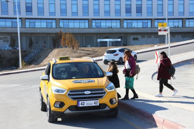 Başkan Kavuş ‘Bizim Meram Taksi’ ile Meram yollarında