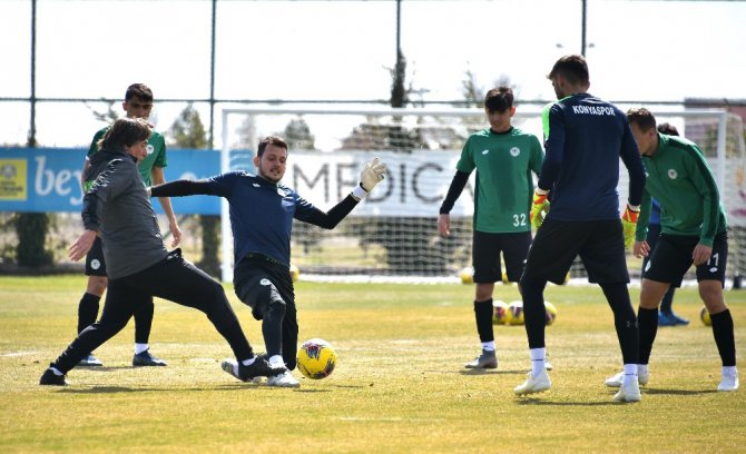 Konyaspor, Fenerbahçe hazırlıklarını sürdürüyor