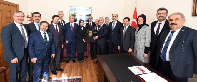 Konya protokolü bakanlarla Konya yatırımlarını konuştu