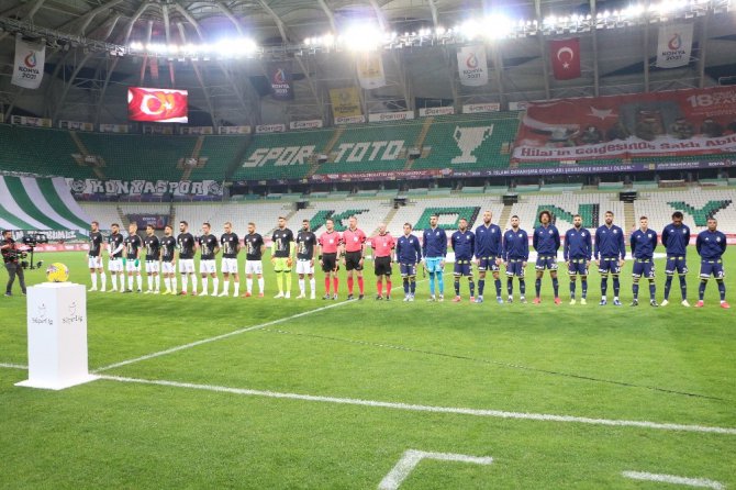 Süper Lig: Konyaspor: 0 - Fenerbahçe: 0 (Maç devam ediyor)