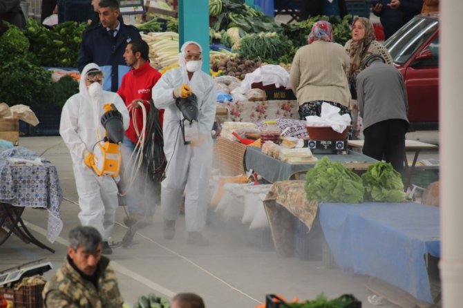 Akşehir Belediyesi dezenfeksiyon çalışmalarını sürdürüyor