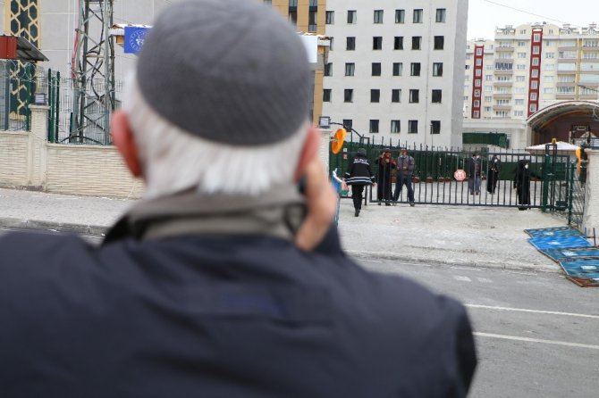 Konya’da umreden dönenlerin karantina süreci devam ediyor