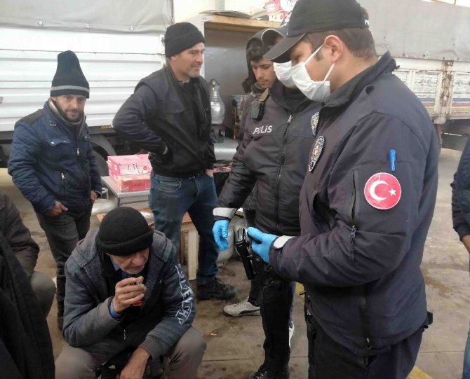 Aksaray’da polis ve zabıta 65 yaş üstü denetiminde