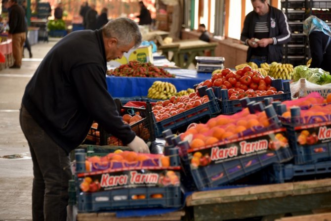 Karatay’da pazar yerlerinde denetim