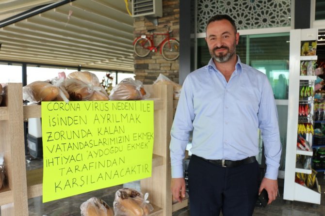 Konya’da fırıncıdan ihtiyaç sahiplerine askıda ekmek