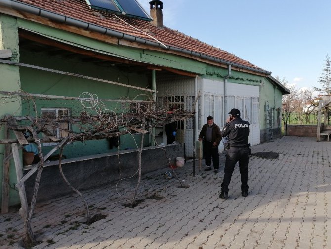 Üvey kardeşlerin bilgisayar kavgası kanlı bitti: 1’i ağır 2 yaralı