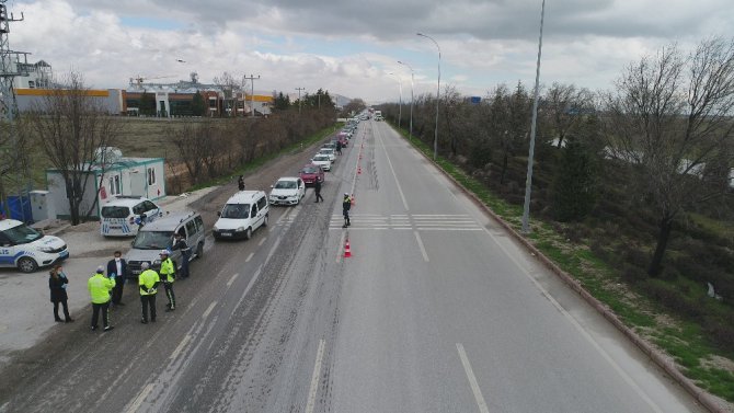 Konya’nın giriş çıkışta sıkı korona virüs denetimi