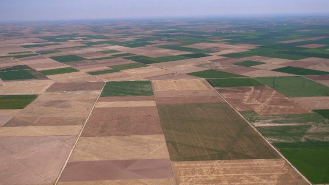 Türkiye’nin tahıl ambarı Konya’da sulama sezonu başladı