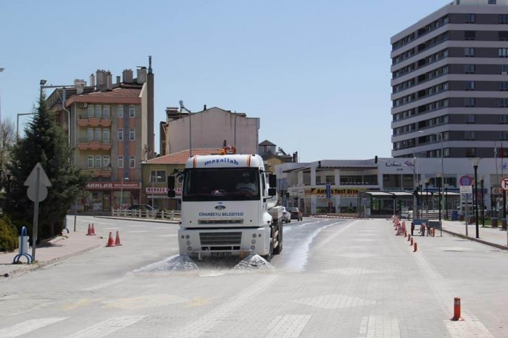 Cihanbeyli Belediyesi bin 400 aileye yardım ulaştırdı