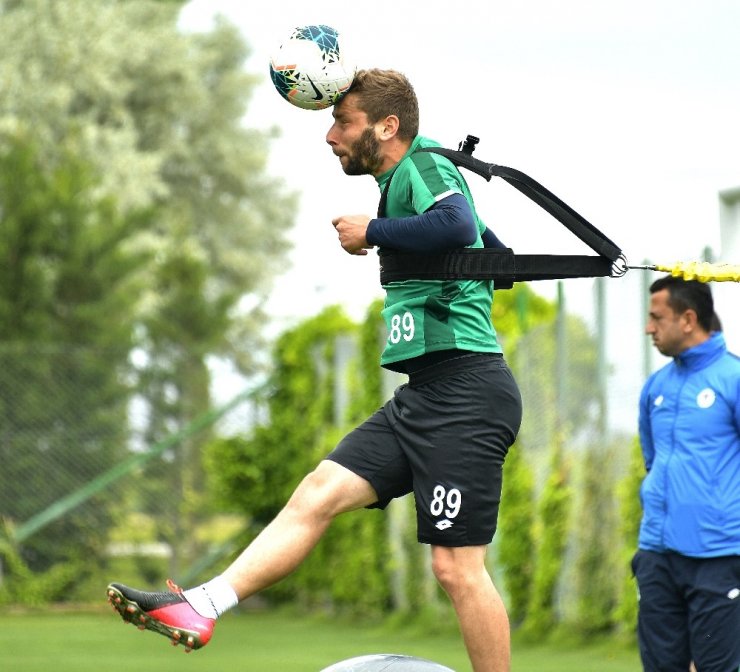 Konyaspor’da Gençlerbirliği hazırlıkları sürüyor