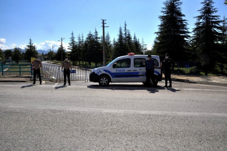 Konya’da bir mahalleye korona virüs karantinası