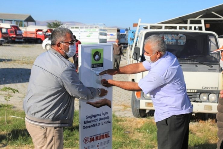 Ereğli hayvan pazarı dezenfekte çalışmalarının ardından kapılarını açtı