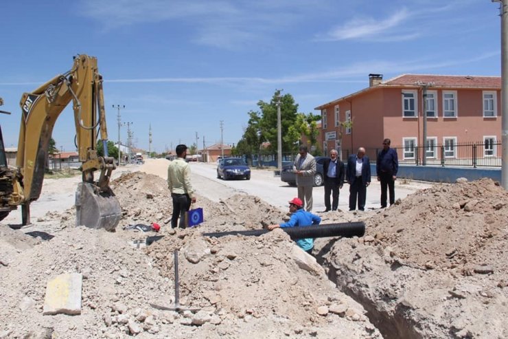 Cihanbeyli’de yol ve prestij cadde seferberliği