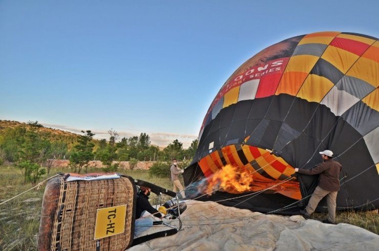 Konya’da balon turizmi için test uçuşu yapıldı