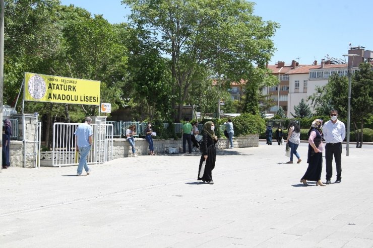 Konya’da YKS’nin ilk oturumu sona erdi