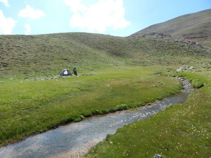 Dört mevsimin yaşandığı Geyik Dağı’ndan kartpostallık görüntüler