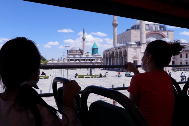 Şehir turuyla Konya’yı yakından tanıyorlar