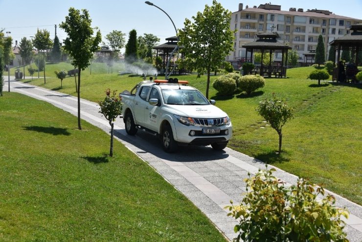 Karatay Belediyesi ilaçlama ekibi çalışmalarını sürdürüyor