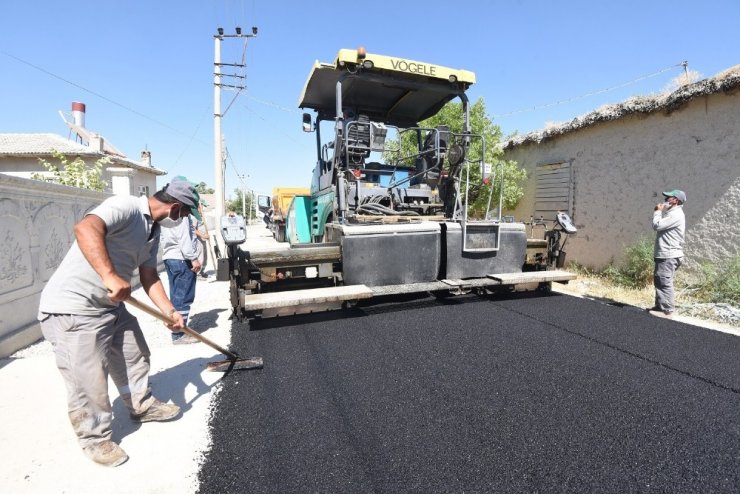 Başkan Kılca, asfaltlama çalışmalarını inceledi