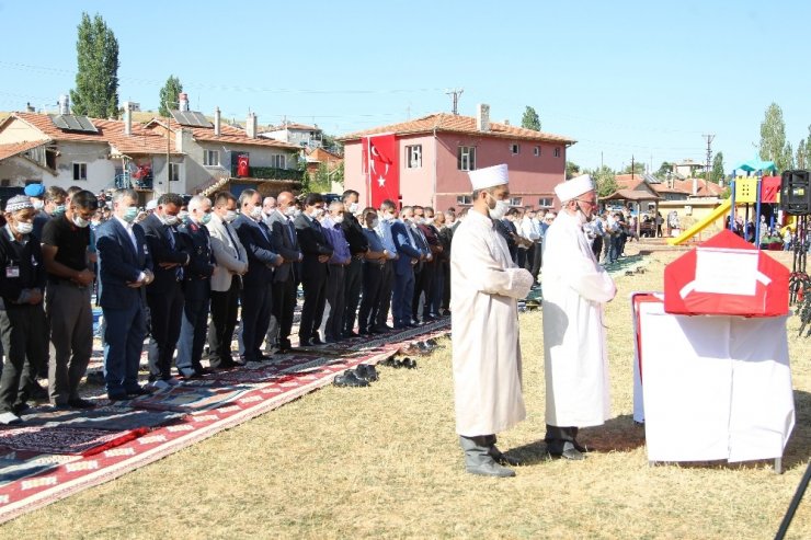 Şehit Jandarma Uzman Çavuş Konukcu son yolculuğuna uğurlandı