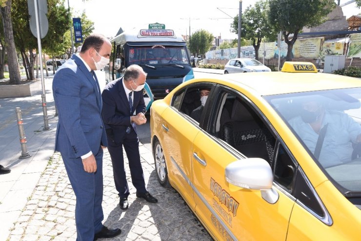 Vali Özkan ve Başkan Altay maske ve sosyal mesafe denetimlerine katıldı