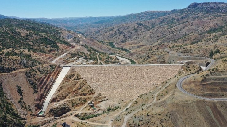 Tamamlanan Bozkır Barajı su tutmaya başladı