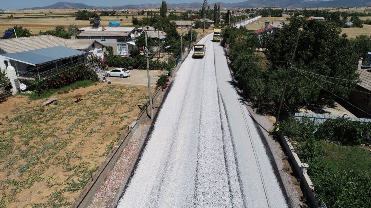 Konya’da mahalle yollarında kalite yükseliyor