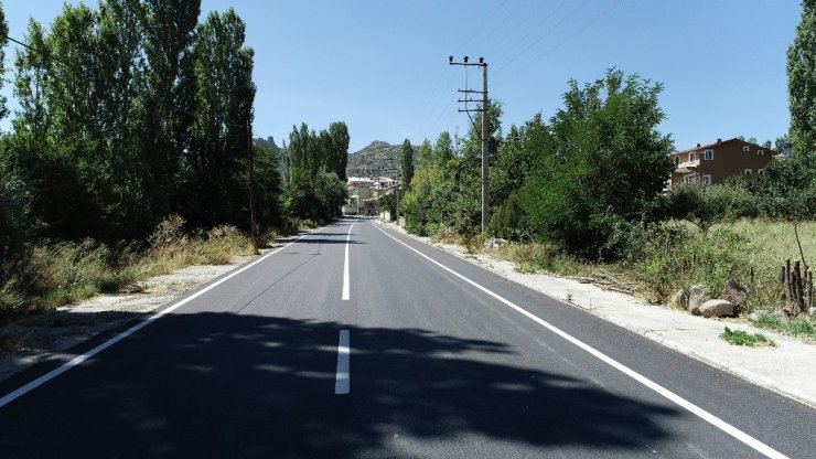 Konya Büyükşehir Sağlık Mahallesinin 4,5 kilometrelik yolu tamamladı