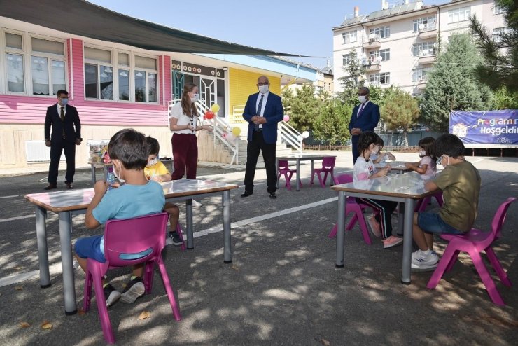 Konya’da yüz yüze eğitimin ilk günü başladı