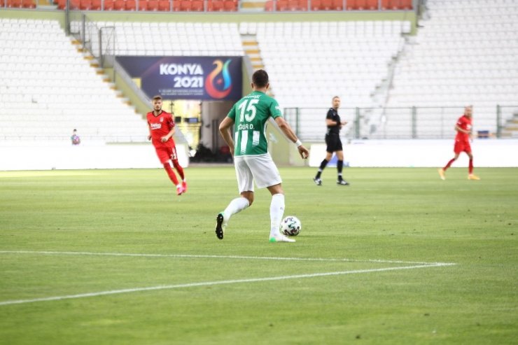 Süper Lig: Konyaspor: 0 - Beşiktaş: 0 (Maç devam ediyor)