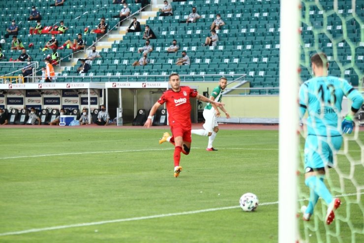 Süper Lig: Konyaspor: 0 - Beşiktaş: 0 (Maç devam ediyor)