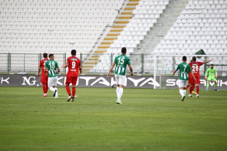 Süper Lig: Konyaspor: 0 - Beşiktaş: 0 (Maç devam ediyor)