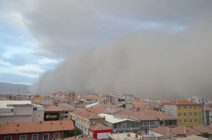 Konya’da dev toz bulutu