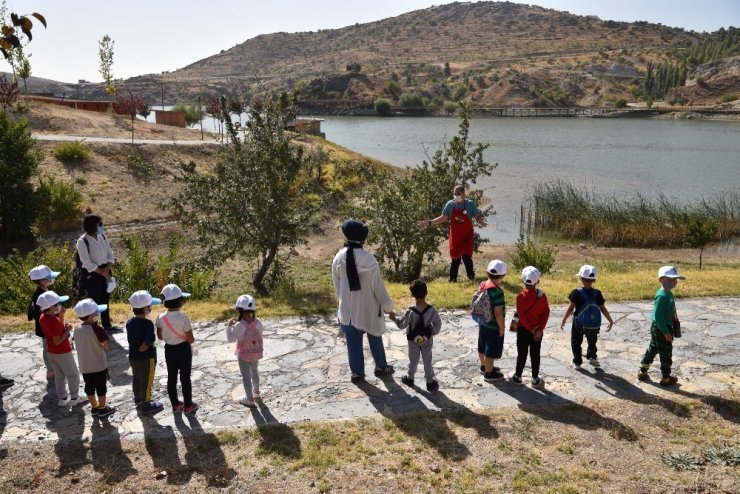 Sille Tabiat Okulu, öğrencilere kapılarını açtı