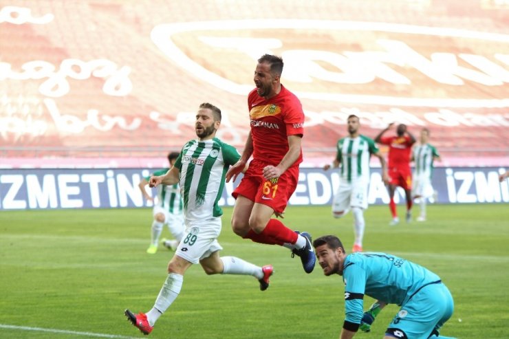 Süper Lig: Konyaspor: 0 - Yeni Malatyaspor: 0 (İlk yarı)