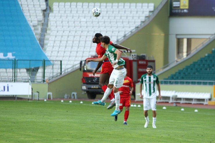 Süper Lig: Konyaspor: 0 - Yeni Malatyaspor: 0 (İlk yarı)