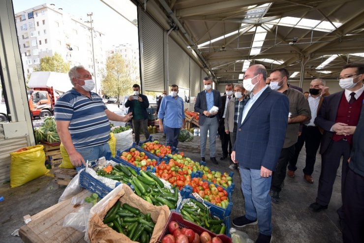 Selçuklu’da Bosna Kapalı Pazar Yeri açıldı