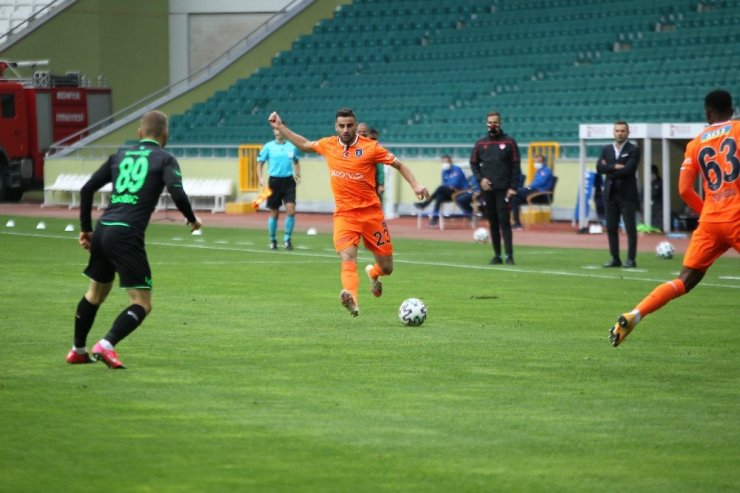 Süper Lig: Konyaspor: 0 - Medipol Başakşehir 0 (Maç devam ediyor)