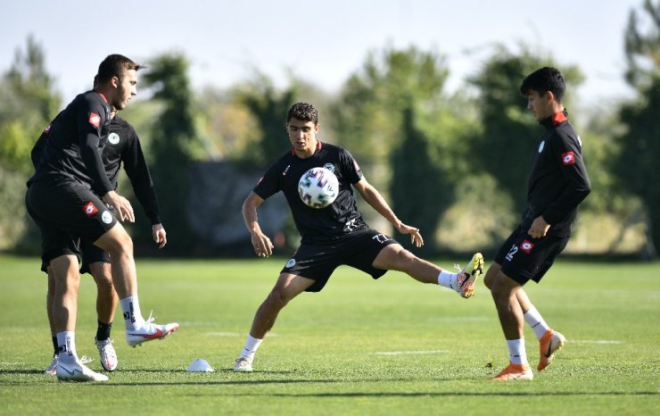 Konyaspor’da Fenerbahçe hazırlıkları başladı