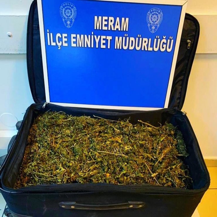 Konya’da 5 bin 50 gram esrar yakalandı