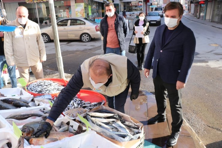 Aksaray Valisi açık işletmeleri denetledi