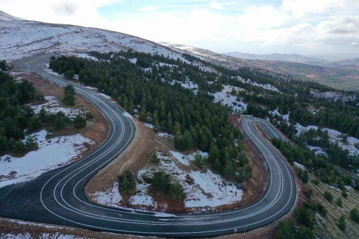 Başkan Altay: "İlçelerimize 2020’de 380 kilometre yol yaptık"