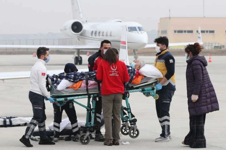 Türk halk bilimci Başgöz ambulans uçakla ABD’den Ankara’ya getirildi