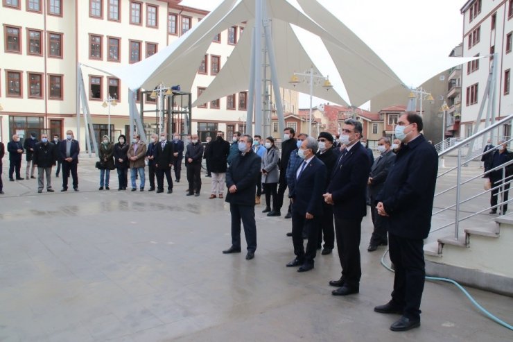 Dudu Kadın Çarşısı’nın ilk tapuları verildi