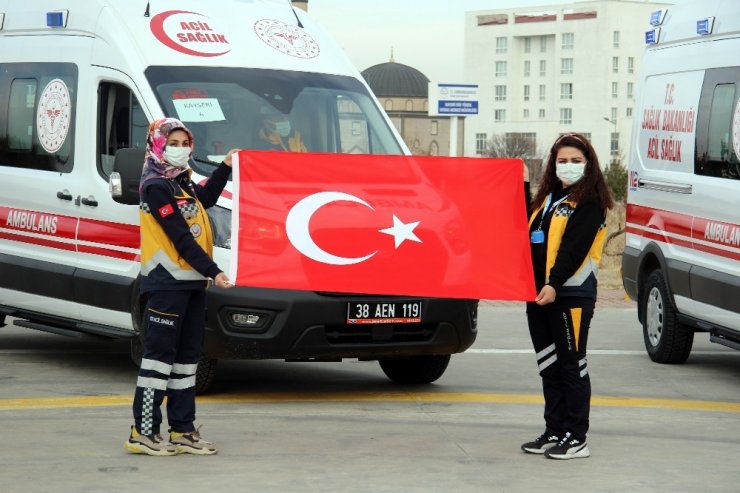 Kayseri 112’nin kadın ekiplerini gören gururlanıyor