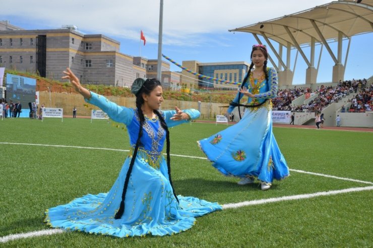 KAEÜ’de yabancı öğrenci sayısı bin 828’e ulaştı