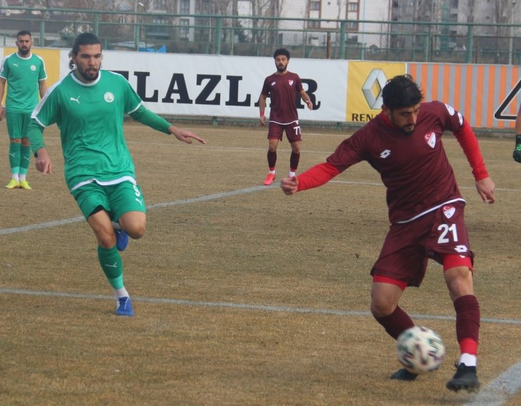 2. Lig: Sivas Belediyespor: 1 - Elazığspor: 2