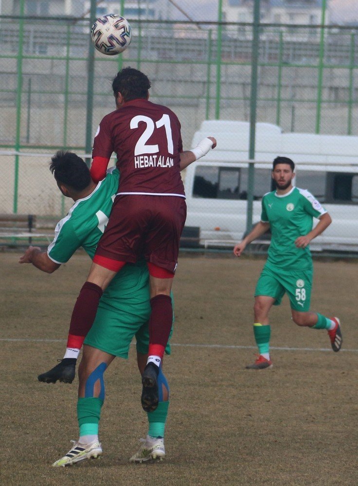 2. Lig: Sivas Belediyespor: 1 - Elazığspor: 2